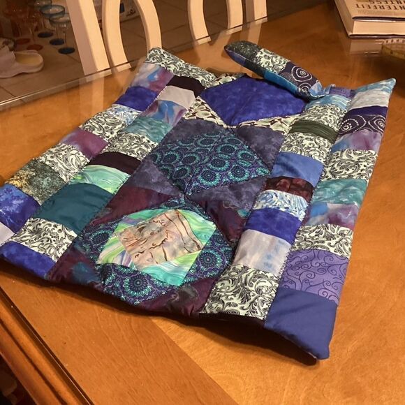 NWT Hand Crafted Toy Animal/Doll Quilt with Pillow - Picture 2 of 9